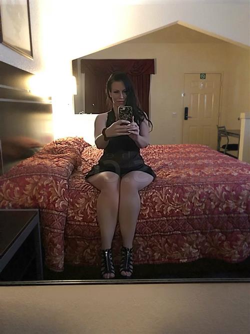 Heido, escort in Hillcrest - 11755