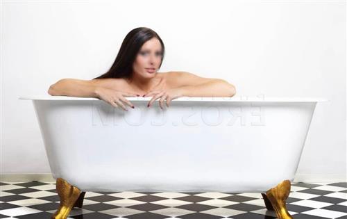 Hemani, escort in Kilbirnie - 5476