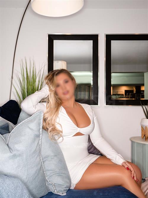 Iqlaas, cheap girls in Grey Lynn - 2167