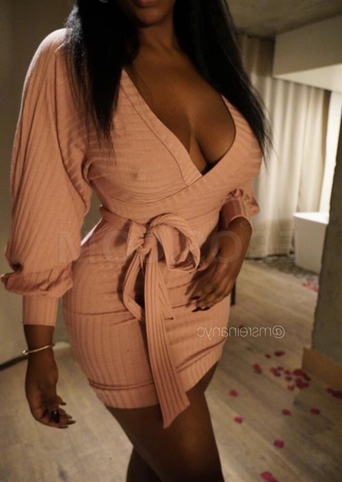 Leego Enella, escort in Queenstown - 5103