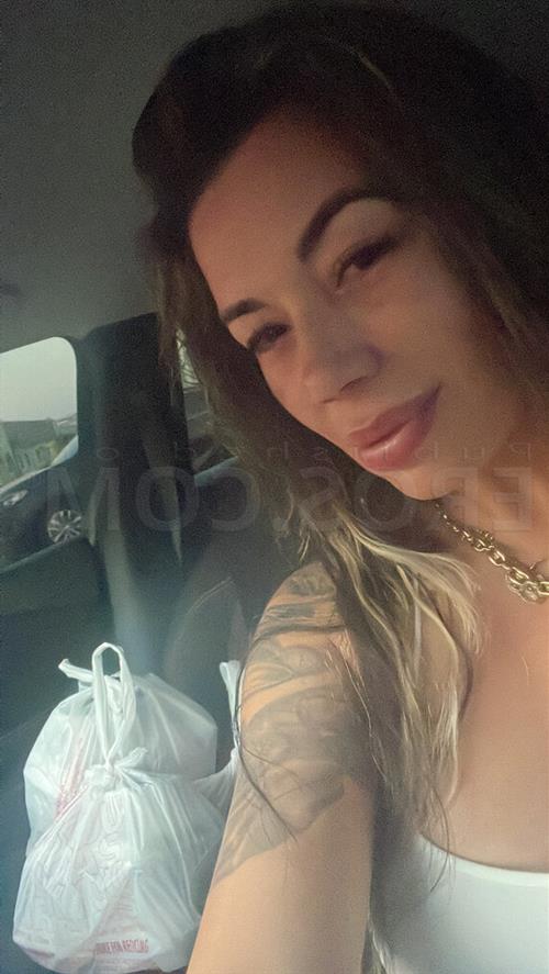 Redona, vip girls in Epsom - 16295