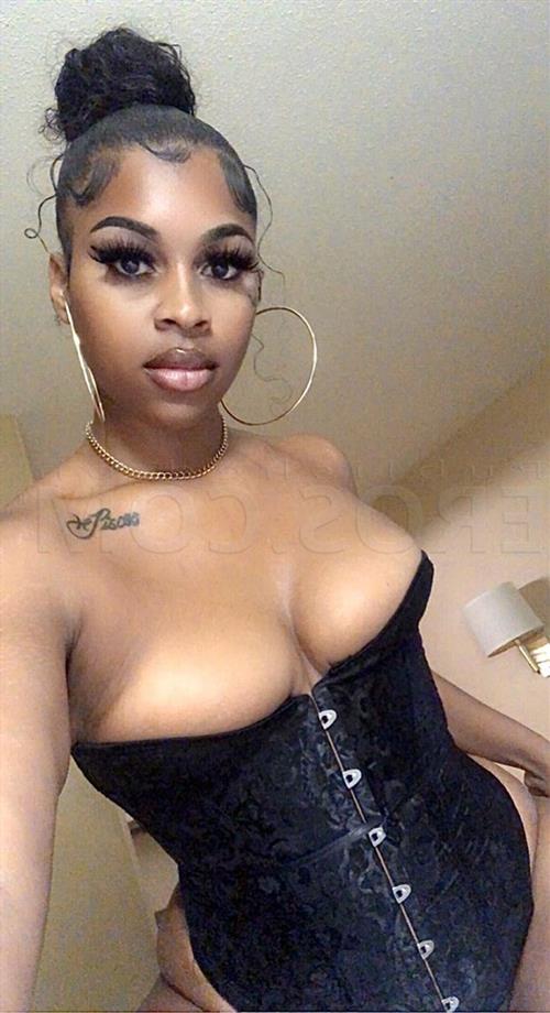 Escort Model Saginat, Hillcrest - 6781