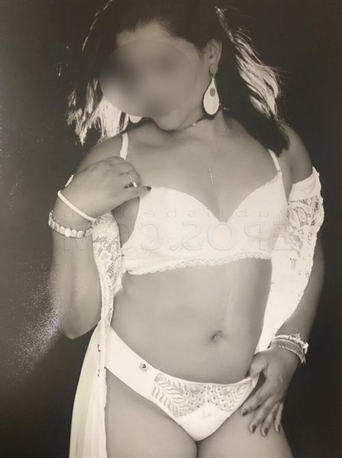 Escort Model Yu Chieh, Ashburton - 17130